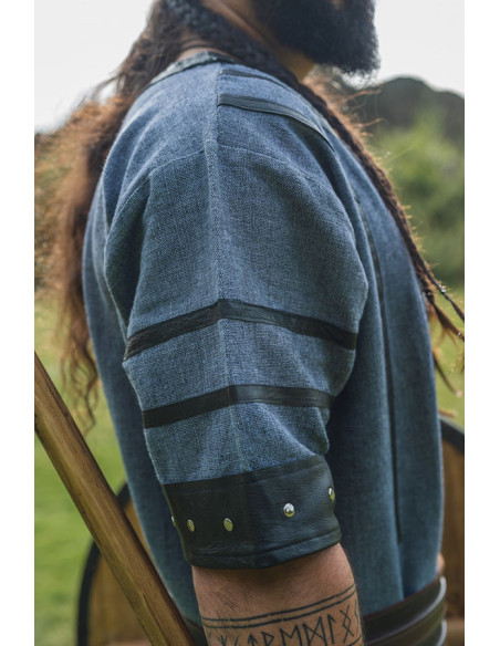 Tunica vichinga a maniche corte...