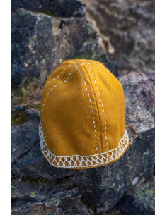 Yngvy modello di cappello in lana viking giallo 2