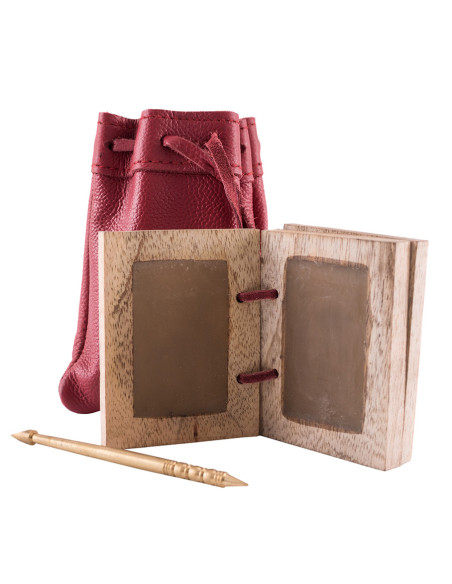 Libro in cera con matita in ottone e...