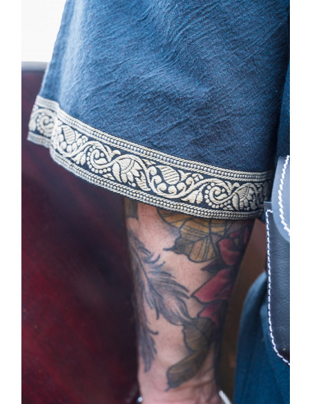 Tunica vichinga a maniche corte...