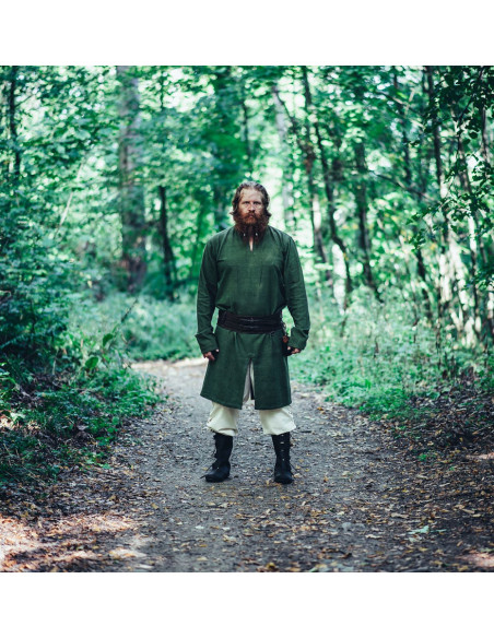 Lunga tunica vichinga, Lennart