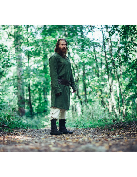 Lunga tunica vichinga, Lennart