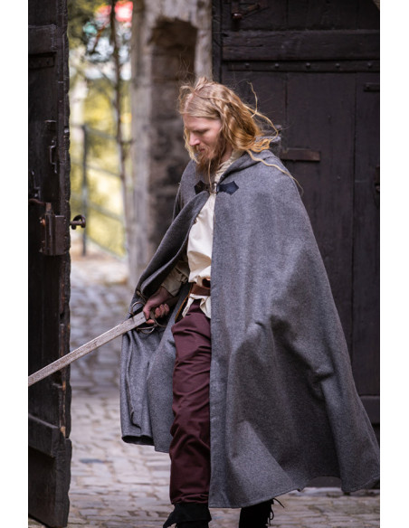 Mantella medievale in lana modello...