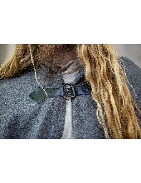 Mantella medievale in lana modello...