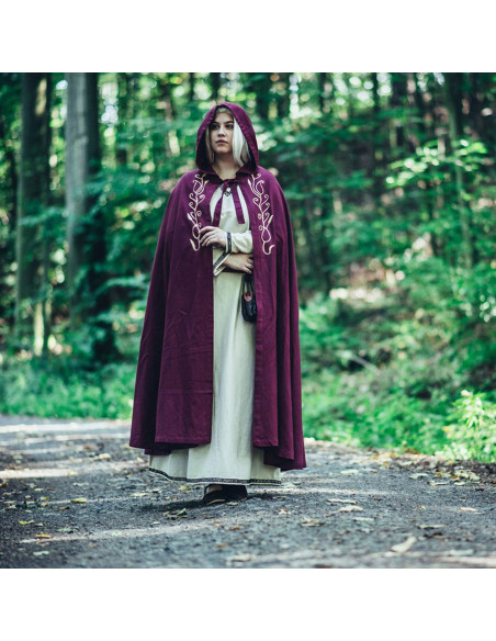 Mantello medievale con ricamo modello...