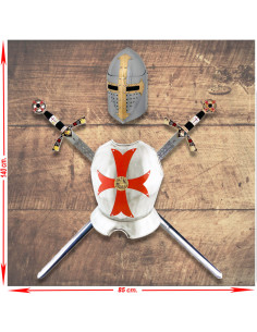 Panoplia di Cavalieri Templari con Spade, pettorali ed elmo