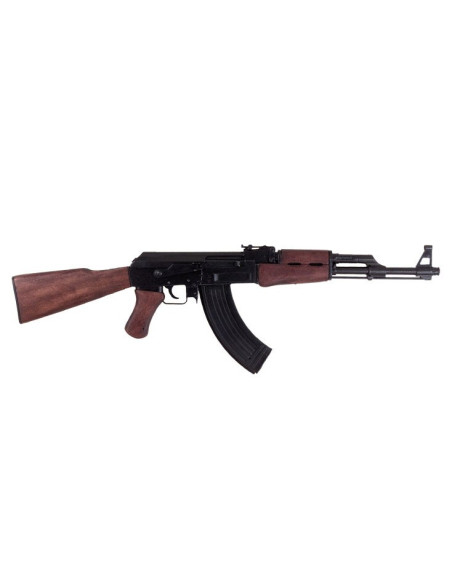 Fucile d'assalto AK47 Kalashnikov, anno 1947 Fucile d'assalto AK47 Kalashnikov, anno 1947