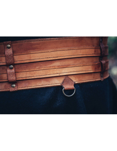 Robusta cintura tipo vichingo modello...