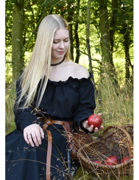 Gonna lunga medievale dal taglio...