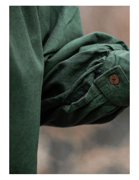 Camicia medievale con cravatte...