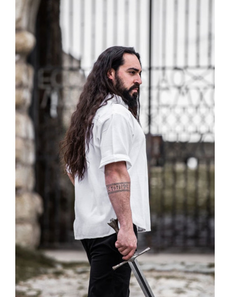 Camicia medievale a maniche corte con...