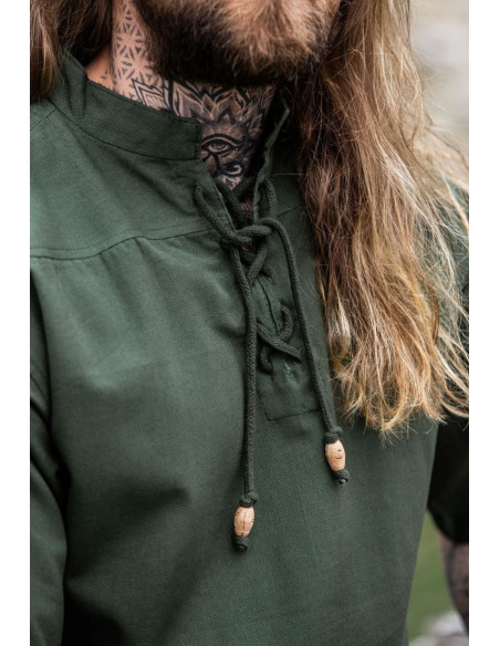Camicia medievale con maniche corte e...