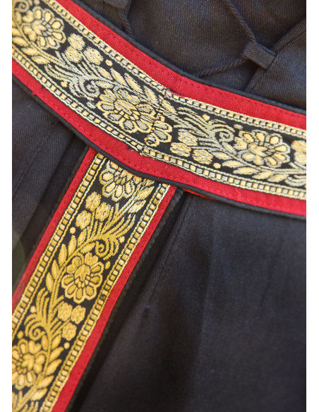 Cintura da donna medievale in tessuto...