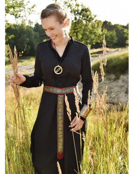 Cintura da donna medievale in tessuto...