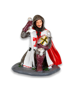 Figura del cavaliere templare che guarda le armi