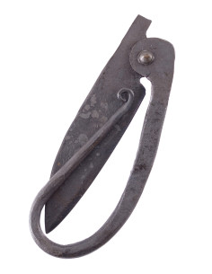 Coltello medievale in ferro forgiato a mano, con fodero 2