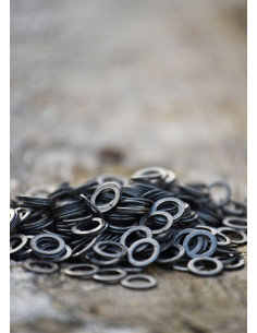 Sacco da 1 kg. con anelli piatti per cotta di maglia 2