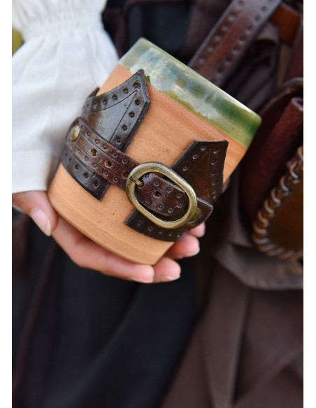 Baldric in pelle con fibbia in corno,...