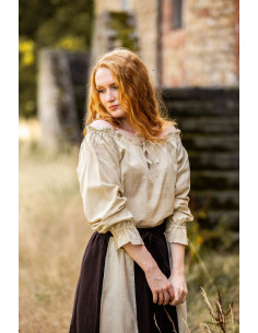 Blusa medievale color crema, con maniche lunghe 2