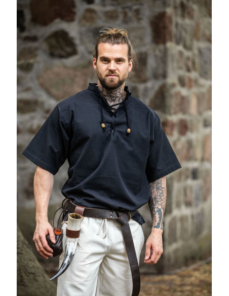 Camicia medievale a maniche corte con...