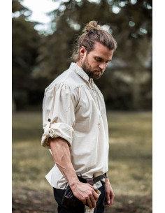 Camicia stringata a collo alto, colore bianco naturale