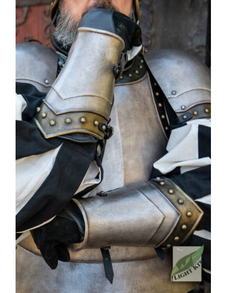 Armatura da cavaliere medievale...