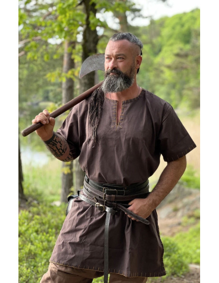 Tunica vichinga a maniche corte...