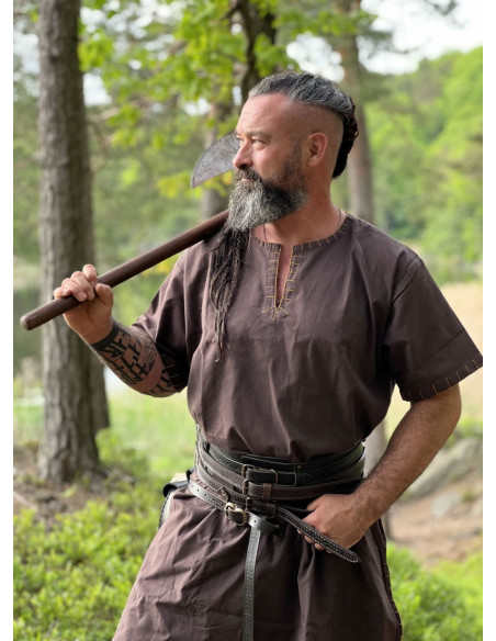 Tunica vichinga a maniche corte...