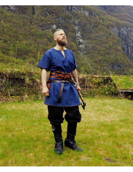 Tunica vichinga a maniche corte...