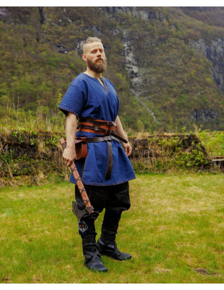 Tunica vichinga a maniche corte...