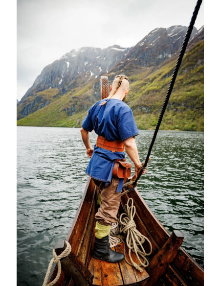 Tunica vichinga a maniche corte...