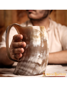 Vaso vichingo in corno di bue 2