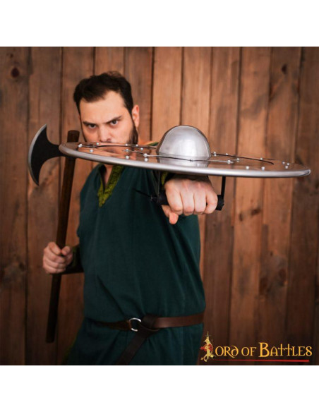 Scudo vichingo in legno e acciaio
