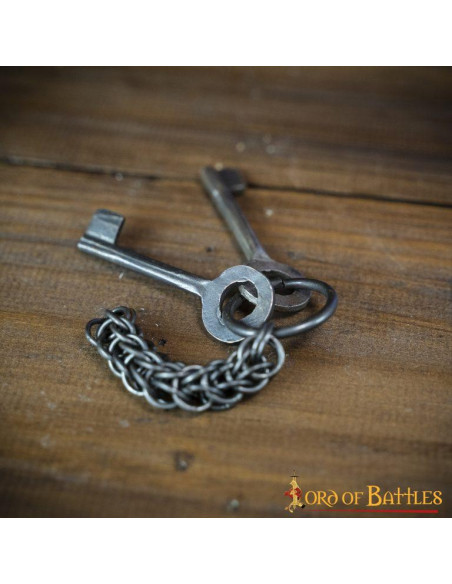 vecchio lucchetto sotterraneo medievale