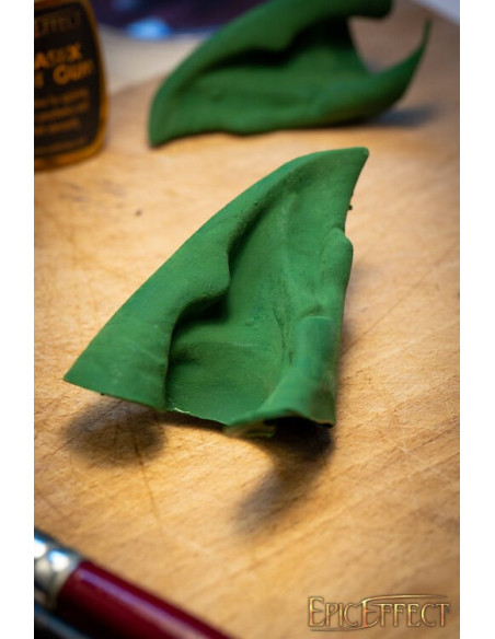 Orecchie da orco a punta