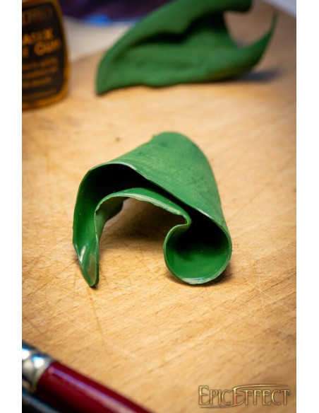 Orecchie da orco a punta