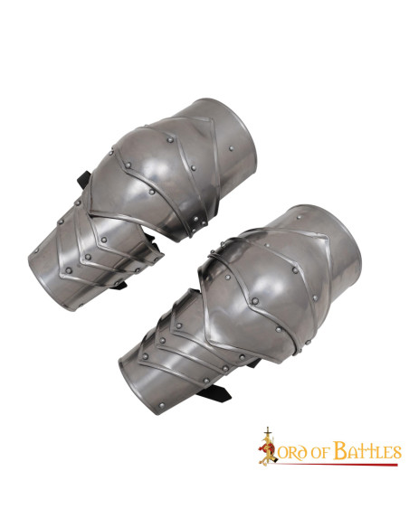 Cavaliere medievale a braccio...