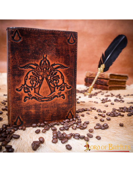 Assassin Creed Notes Journal in pelle