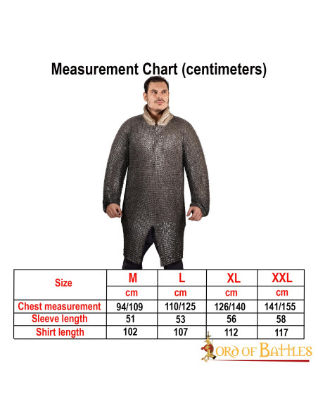 Cotta di maglia medievale a maniche...