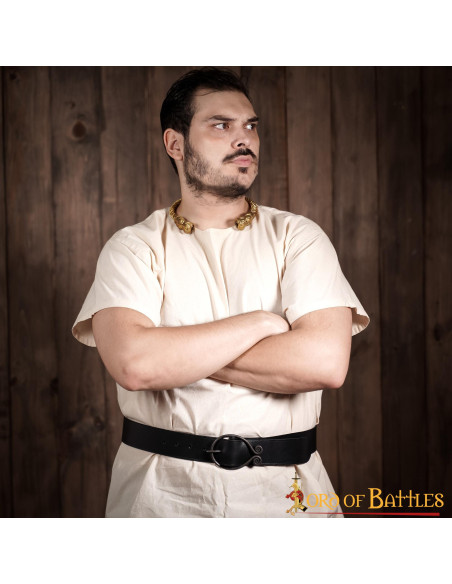 Cintura medievale con fibbia in ferro...