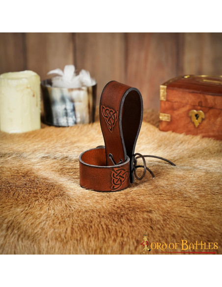 Baldric per corna, pugnali o spade...