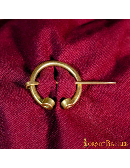 Fibula medievale in ottone