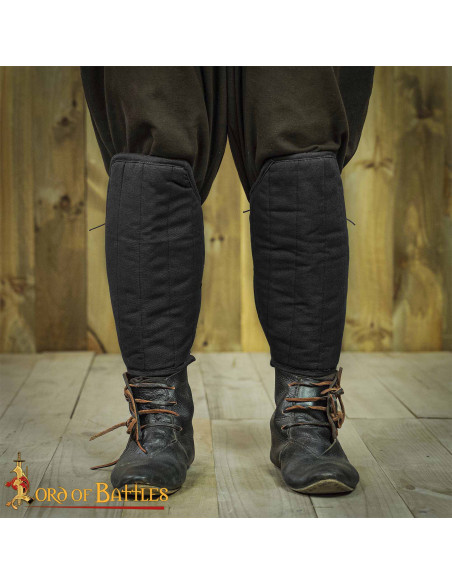 Schinieri medievali imbottiti, colore...