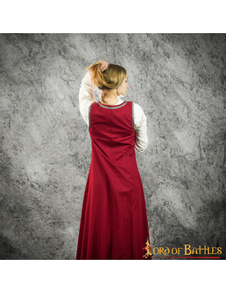 Brial Giulietta medievale in granato