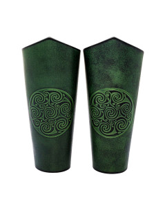 Braccialetti a spirale celtica in pelle goffrata verde