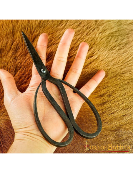 Forbici forgiate a mano in ferro antico