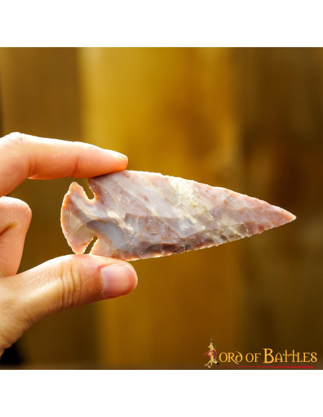 Punta di freccia in pietra focaia...