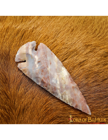 Punta di freccia in pietra focaia...