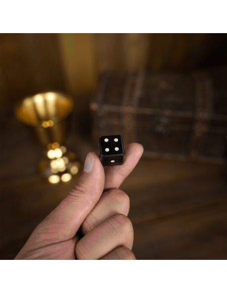 Confezione da 6 dadi in corno con...