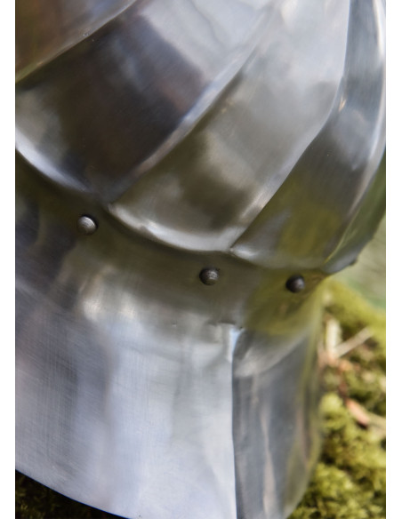 Antica teiera borgognona medievale,...